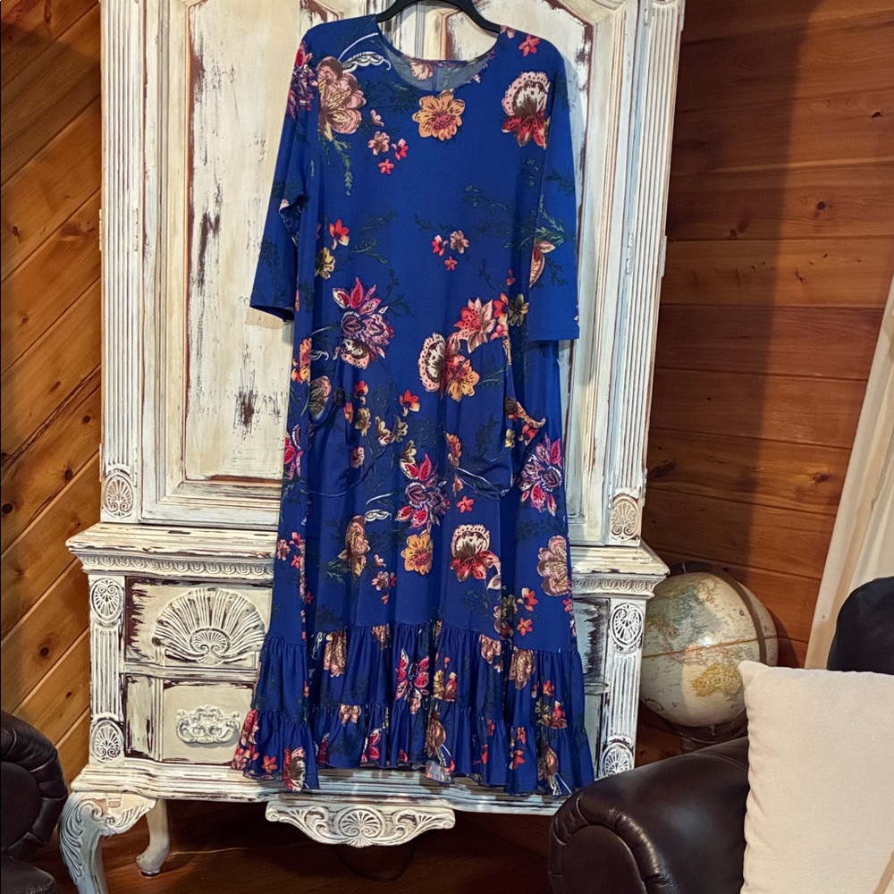 Navy Floral Long Sleeve Dress